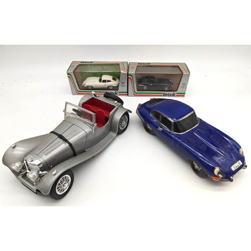 88 - Sixteen British Sports, Sports-racing and Grand Prix Models in Various ScalesA mixed lot of British ... 