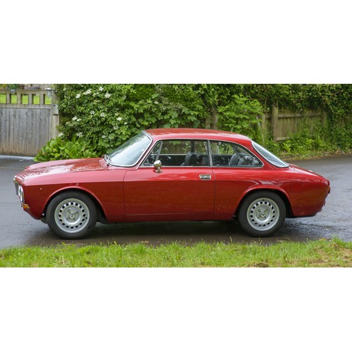 410 - 1970 Alfa-Romeo 1750 GTV                            Registration Number: EHZ 223Chassis Number: 1382... 