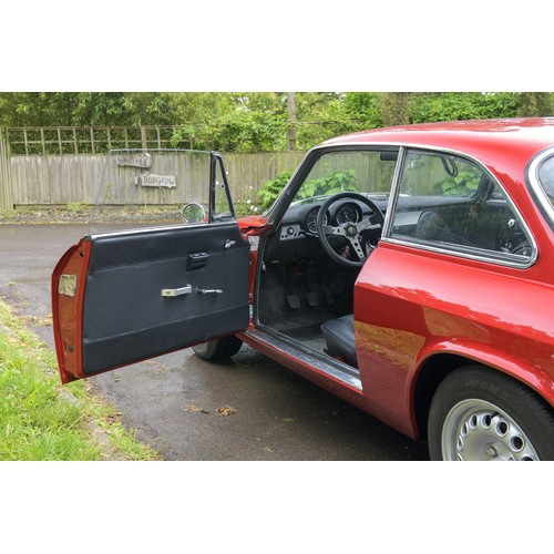 410 - 1970 Alfa-Romeo 1750 GTV                            Registration Number: EHZ 223Chassis Number: 1382... 