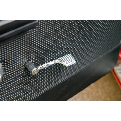 410 - 1970 Alfa-Romeo 1750 GTV                            Registration Number: EHZ 223Chassis Number: 1382... 