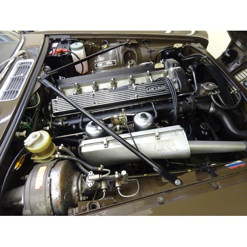 439 - 1971 Jaguar XJ6 Series 1 4.2 SWB Saloon       Registration Number: GPL 734KChassis Number: 1L19745BW... 
