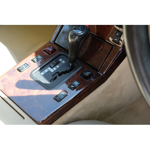 429 - 1995 Mercedes-Benz SL320 (R129)
                  Registration Number: J500 MLCChassis Number: WDB12... 