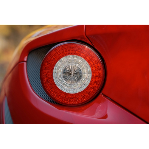 424 - 2012 Ferrari FF
                                                                              Regist... 