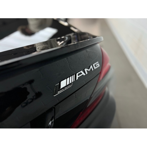 433 - 2005 Mercedes-Benz SL65 AMG Black Series TributeRegistration Number: DK05 NXY                  Chass... 