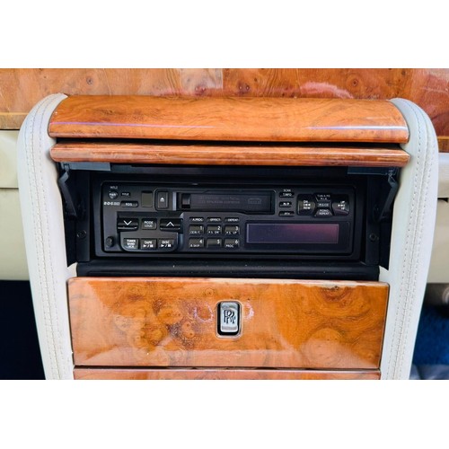 438 - 1995 Rolls-Royce Silver Spirit III
Registration: N797 LKXChassis Number: TBARecorded Mileage: 51,449... 