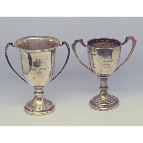 424 - Four miniature silver trophy cups, a/f.  200gr.