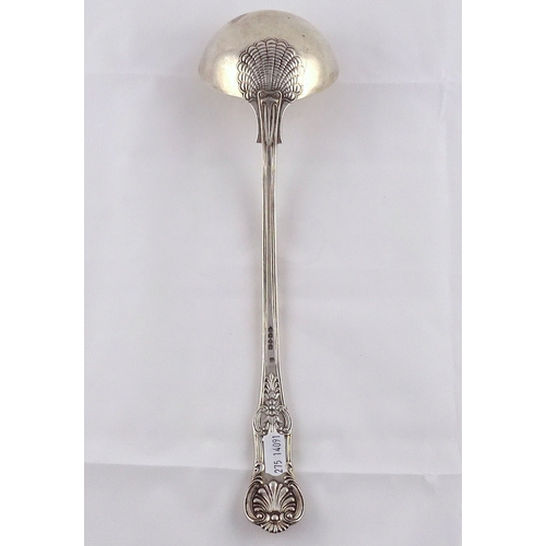 31 - A Victorian silver kings pattern shell back punch ladle, London 1840.  320gr / 345mm long (by instru... 