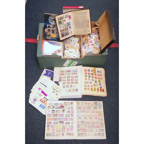 205 - A large quantity of various stamps.