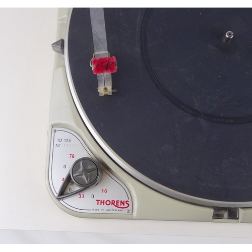 109 - Hi-Fi interest: a Thorens TD 124 turntable having an SME model 3009 arm.  No head, a/f not working.