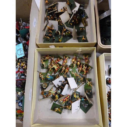 143 - A large quantity of mainly metal various toy soldiers etc to include some vehicles (qty).