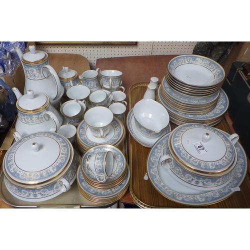 67 - Noritake Polonaise tableware (2)