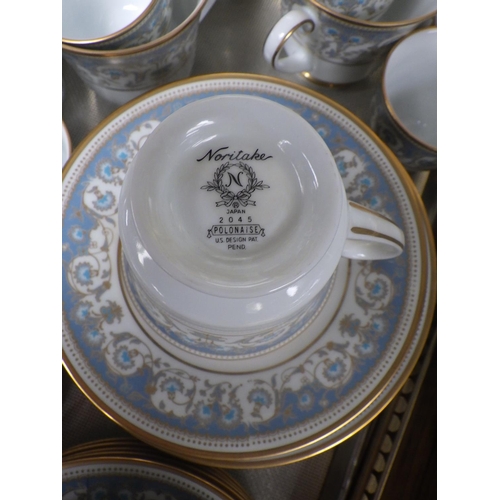 67 - Noritake Polonaise tableware (2)