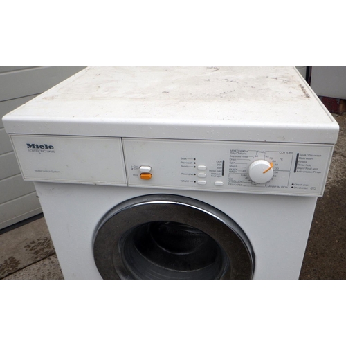 607 - A Miele washing machine