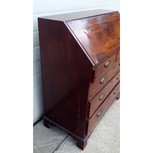 663 - A mahogany bureau, with well, a/f, 92cm wide