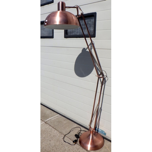 791 - An oversized anglepoise lamp as a standard lamp