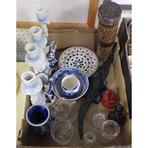 103 - A mixed collectors lot containing Blue and white jug and bowl, pr ceramic candlesticks, Australian m... 