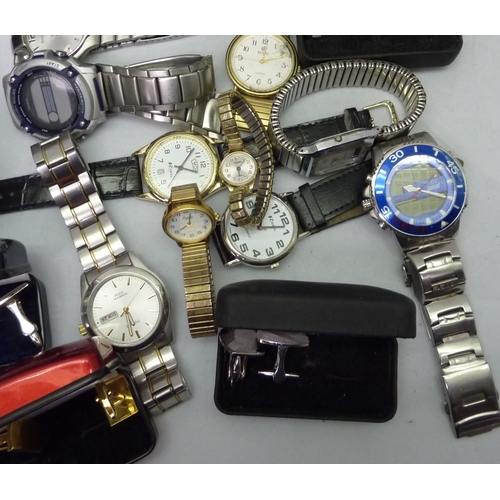 369 - Wristwatches incl Casio, Pulsar Kinetic, a 