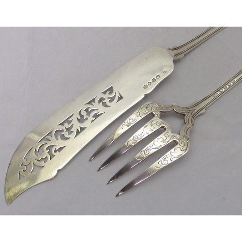 402 - A Victorian queens pattern fish server set, Samuel Hayne & Dudley Carter, London 1848.  Slice 329mm ... 