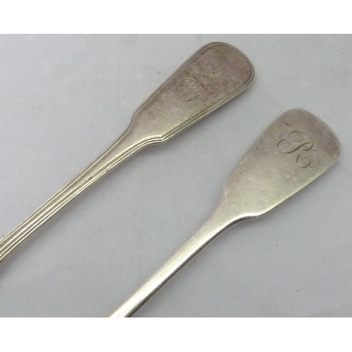 430 - Two silver fiddle pattern table spoons, early 19th cent. 
 The reeded example 223mm long / 140gr.