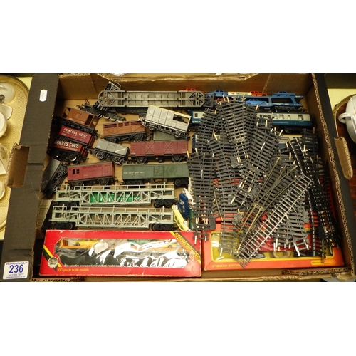 Lot 236       