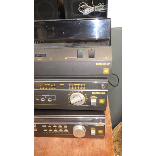 62 - A Schneider stereo 6014P & C, 301R with two speakers,  AS FOUND.