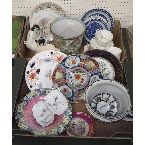 66 - A qty of ceramics to include Mailing, Denby, Crown Derby plate, Delphine tea set etc (2).