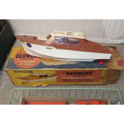 489 - 6 Matchbox king size toys together with a Tri-ang Derwent electric model boat (2)