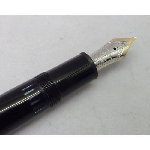 384 - A Montblanc Meisterstuck No146 fountain pen, no box or papers.