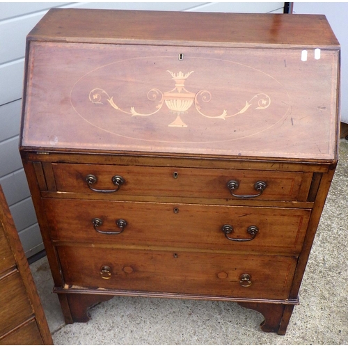 610 - An Edwardian mahogany & inlaid bureau together with a 1930's oak chest of drawers (a/f)