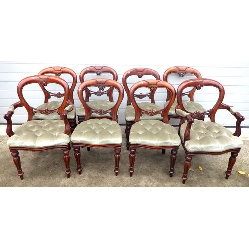 704 - A set of eight reproduction mahogany balloon back dining chairs a/f loose