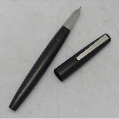 433 - A Lamy 2000 fountain pen, no box or papers, EF nib.