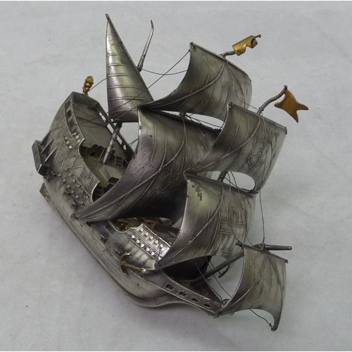 442 - A silver model of a sailing galleon, late 20th cent.  140mm long / 280gr gross