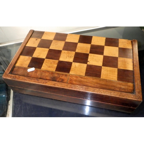 555 - A 19thC St George pattern box wood and ebony chess / back gammon set