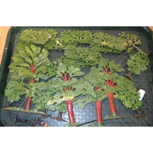59 - Two trays of mainly lead figures etc (2)