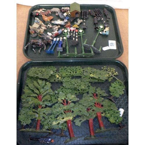 59 - Two trays of mainly lead figures etc (2)