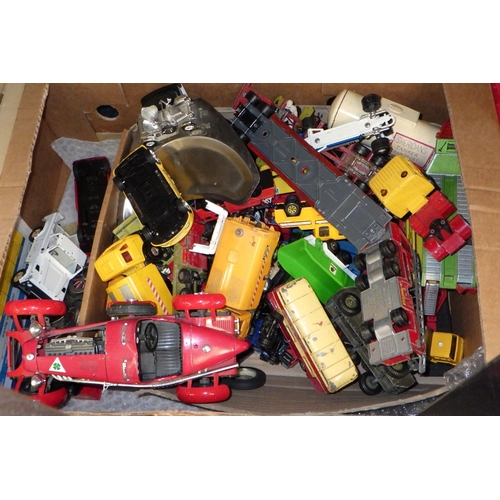 70 - A large qty of various used die cast vehicles