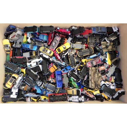 86 - A large qty of various used die cast vehicles (3)