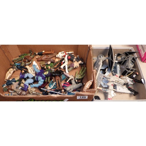 149 - A group of Star Wars figures and space ships