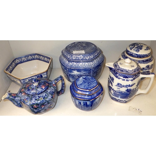 242 - A large collection of various Ringtons blue and white ceramics and collectables (qty)