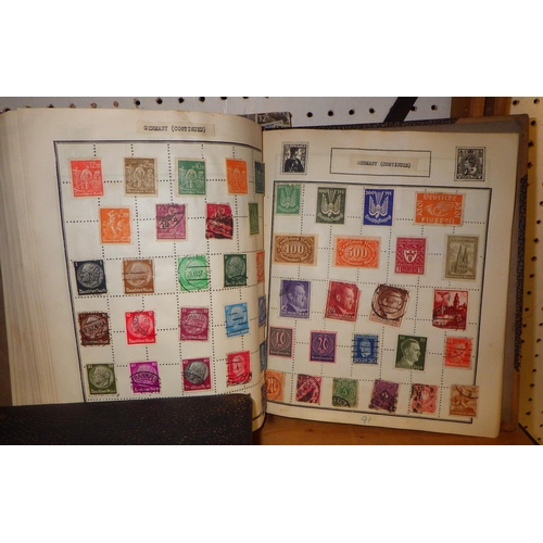 200 - A group of misc books to include Mrs Beetons together with stamp albums etc