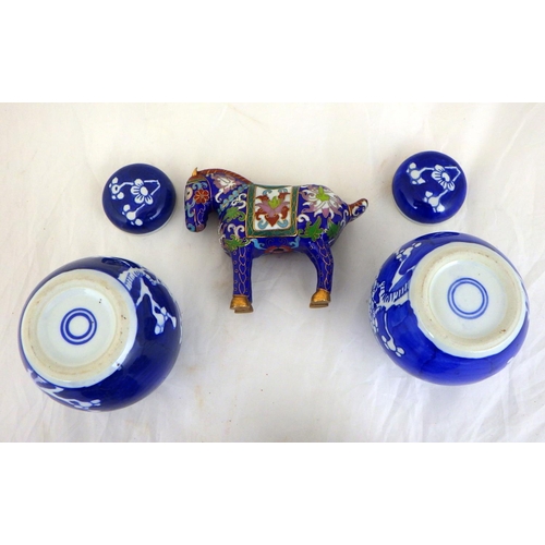 7 - Seven small oriental ginger jars together with a cliosonne horse 7 - 10cm tall (8)