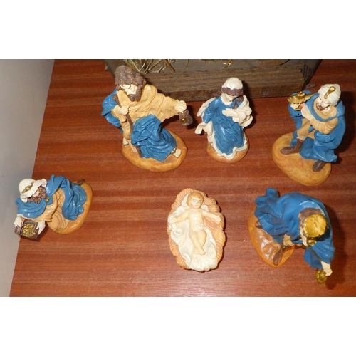 49 - A Nativity set