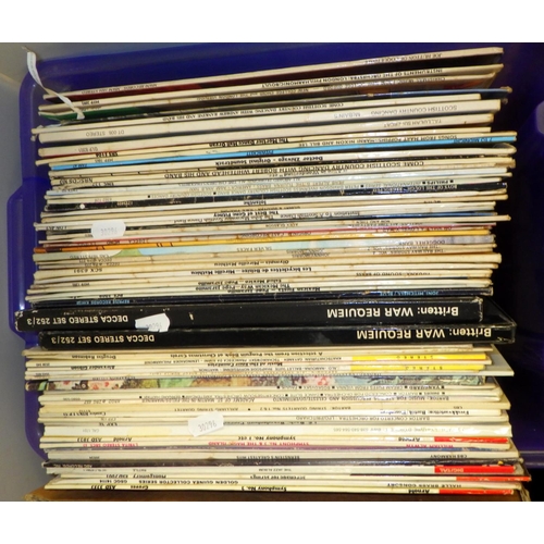 166 - Two boxes of mainly opera Lps (2)