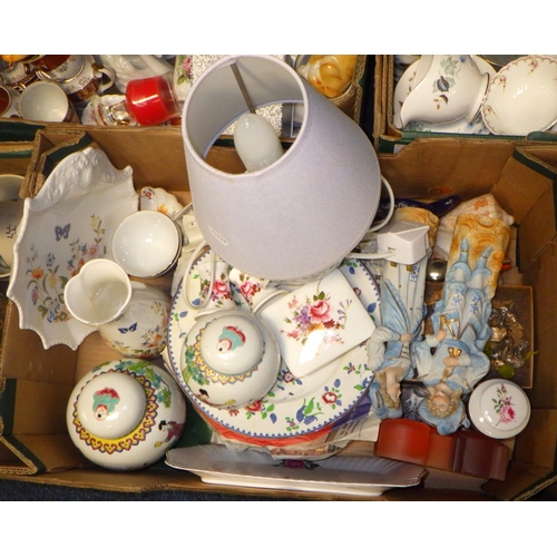 105 - Noritake table ware; various ceramics incl table lamps. (5)