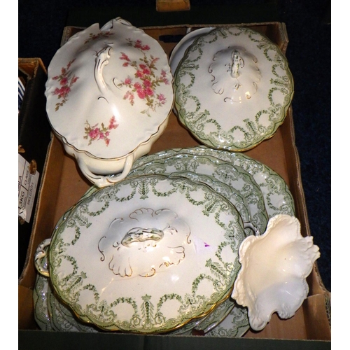 189 - Two boxes of various dinner wares, blue & white etc (2)