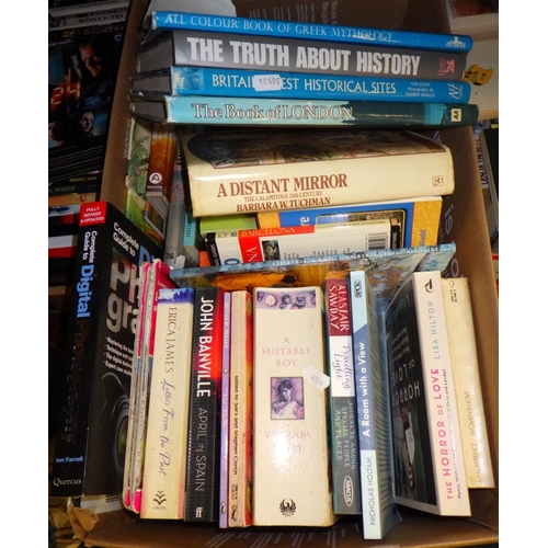 258 - A large qty of various books and Dvds (qty)