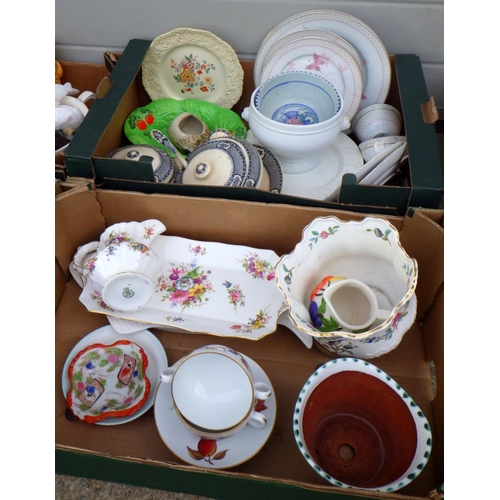 450 - A qty of misc ceramics to include Hammersley jug & tray, plates etc (3)