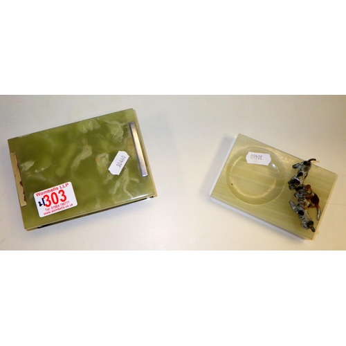 303 - An onyx cigarette box and ashtray (2)