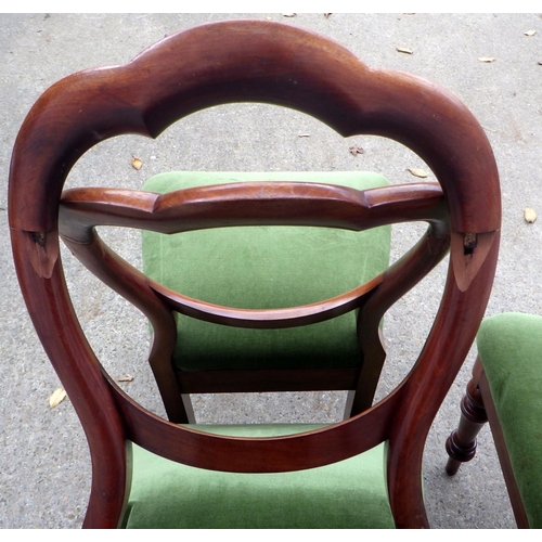 652 - A set of four Victorian balloon back dining chairs and another similar, a/f damage