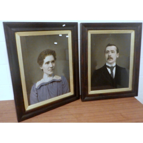 803 - A pair of framed portraits